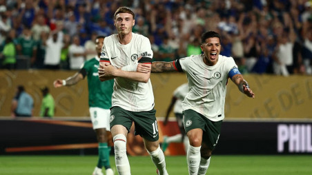 Chelsea Defeat Palmeiras in Dramatic Club World Cup Clash to Reach Semi-Finals