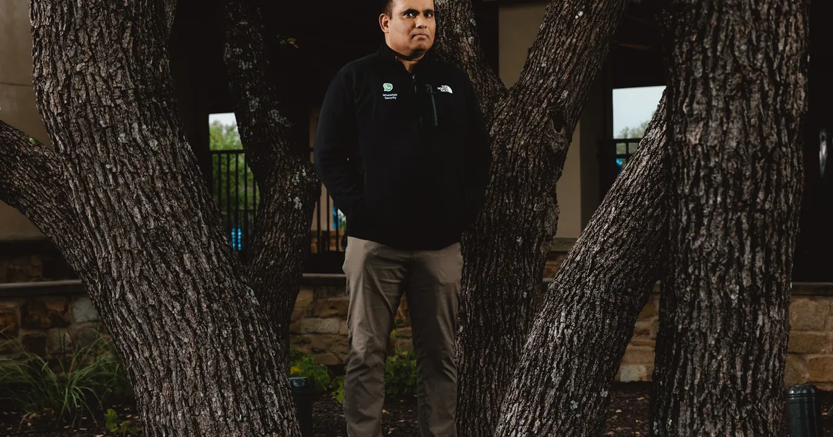 Former WhatsApp Security Chief Sues Meta Over Privacy Violations