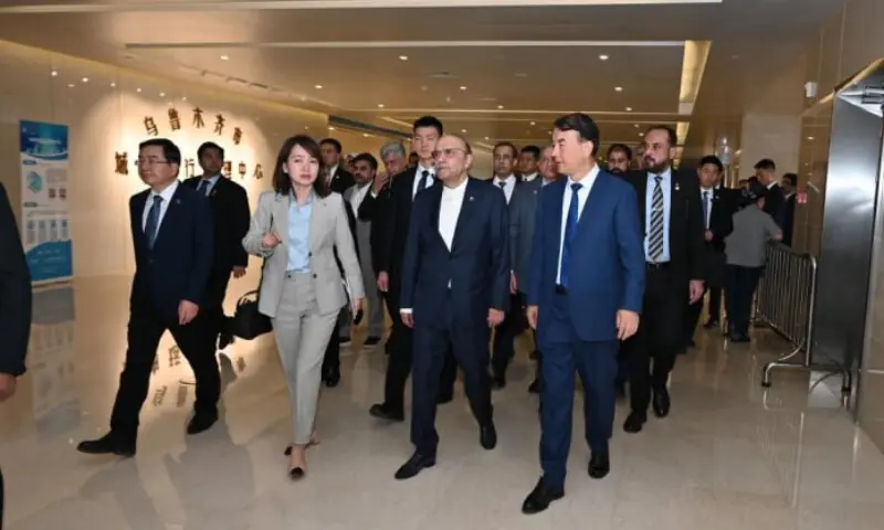 President Asif Ali Zardari Commends Xinjiang Islamic Institute During Official Visit to Ürümqi