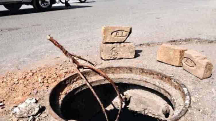 Karachi manhole death: 15-Year-Old Abu Bakar Found Dead in Open Manhole