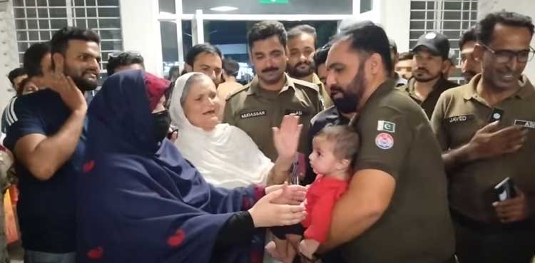 Sialkot Police Rescue Abducted Newborn, Sialkot baby rescue, newborn abduction Pakistan, hospital child safety, Sialkot police action