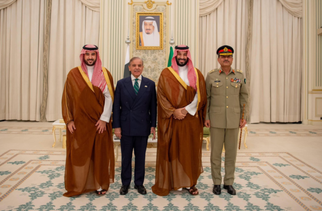 PM Shehbaz Meets Saudi Crown Prince Alongside Field Marshal Asim Munir