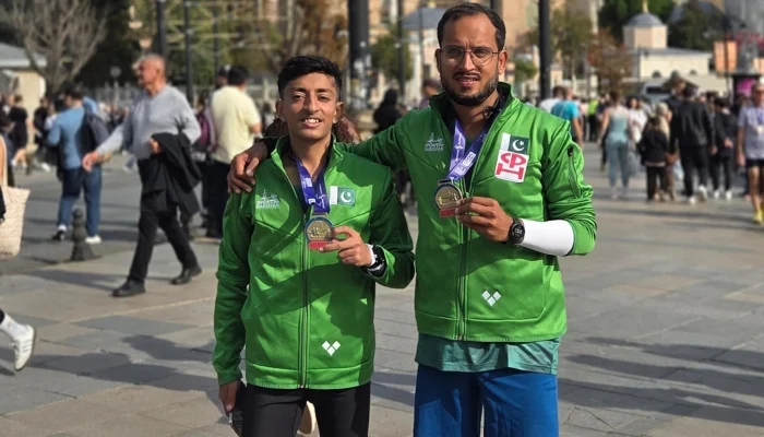 Pakistani Marathon Runners Make History at Intercontinental Istanbul Marathon