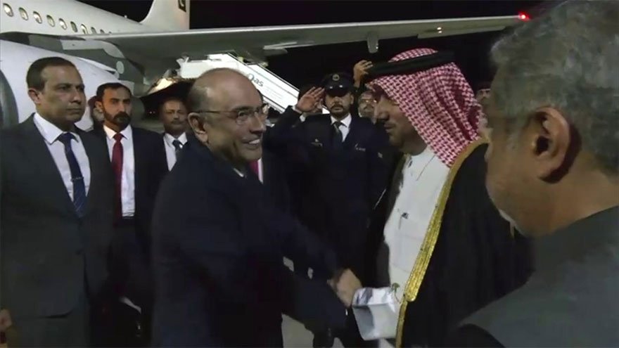 President Zardari Qatar Visit Arrives in Doha for World Social Development Conference