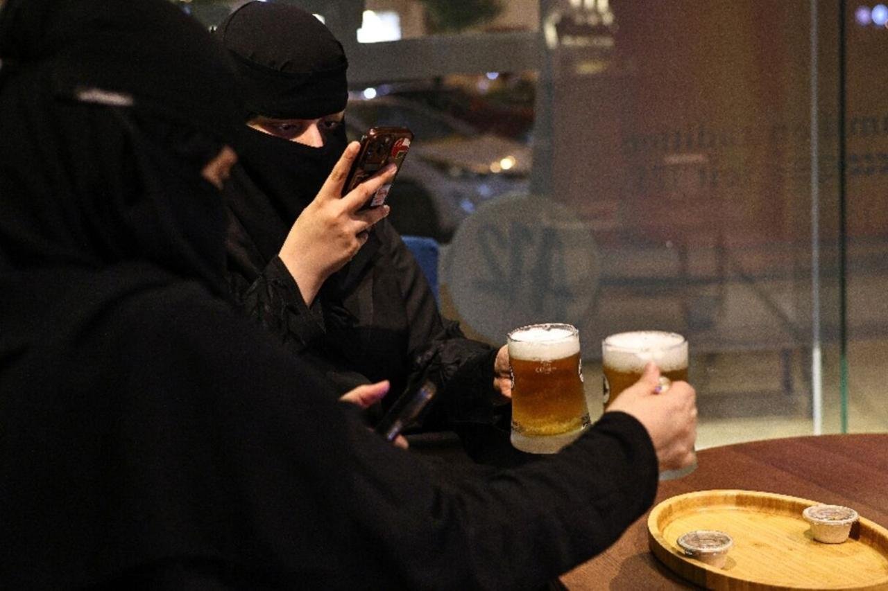 Saudi Alcohol Reform: Arabia Expands Alcohol Sales in Latest Social Reform Move