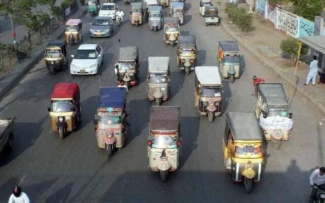 Rickshaw Ban in Karachi: Karachi Extends Rickshaw Ban to 26 Major Roads to Ease Traffic Congestion