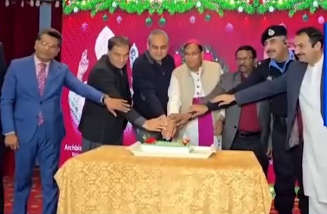 Interior Minister Naqvi Extends Christmas Greetings, Highlights Religious Harmony in Pakistan
