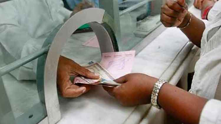 Banks to Remain Open for Extended Hours on Saturday to Facilitate Tax Payments