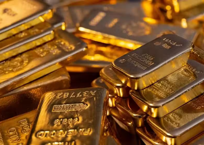 Gold Prices Plunge, Now Approaching Rs. 5 Lakh Per Tola in Pakistan