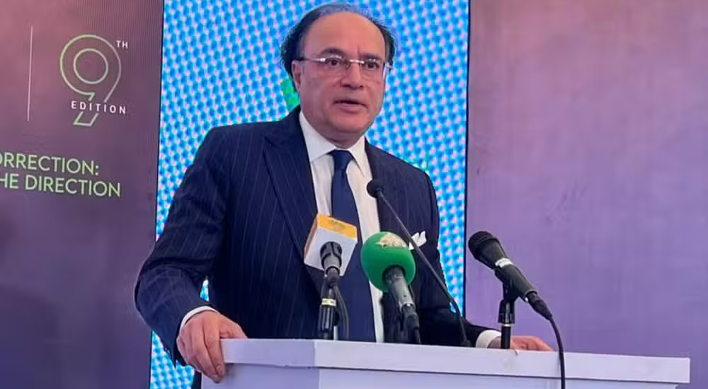 Finance Minister Signals Pakistan’s Move Toward a Regulated Crypto Framework
