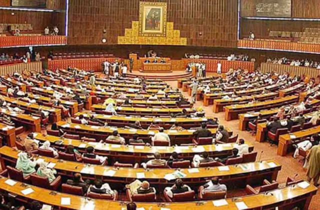 Lawmakers Permitted to Keep Asset Declarations Confidential for One Year Under New Bill