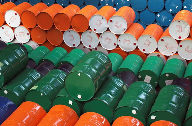 International Oil Prices Rebound After France Seizes Russian Tanker