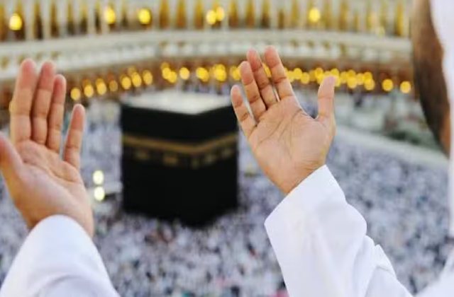 Umrah Ticket Prices Surge as Ramadan Begins