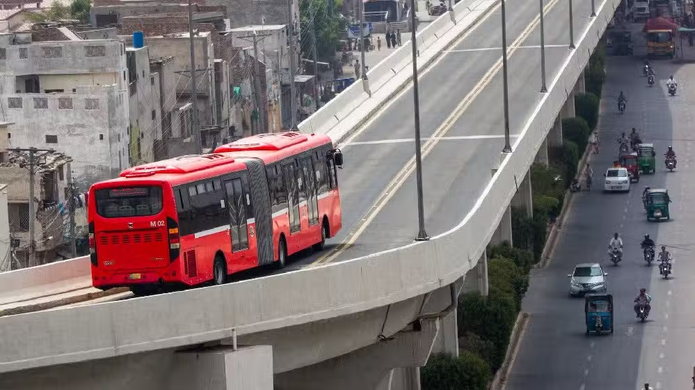 Punjab Increases Metro Bus Fare by 33 Percent Across BRT Services
