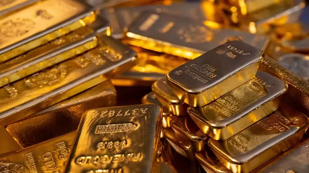 Gold Prices Drop Sharply in Pakistan After International Market Reversal