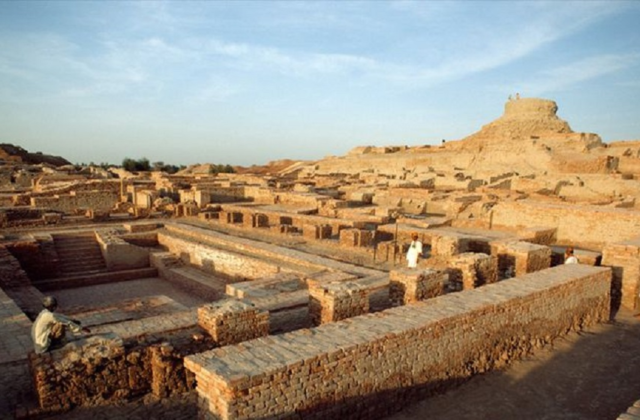 Sindh to Launch Air Safari Linking Karachi with Mohenjo-Daro