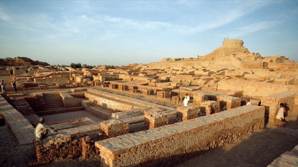 Sindh to Launch Air Safari Linking Karachi with Mohenjo-Daro