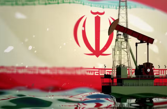 Oil Prices Biggest Drop Since Pre-War Levels Ahead of US-Iran Talks in Pakistan