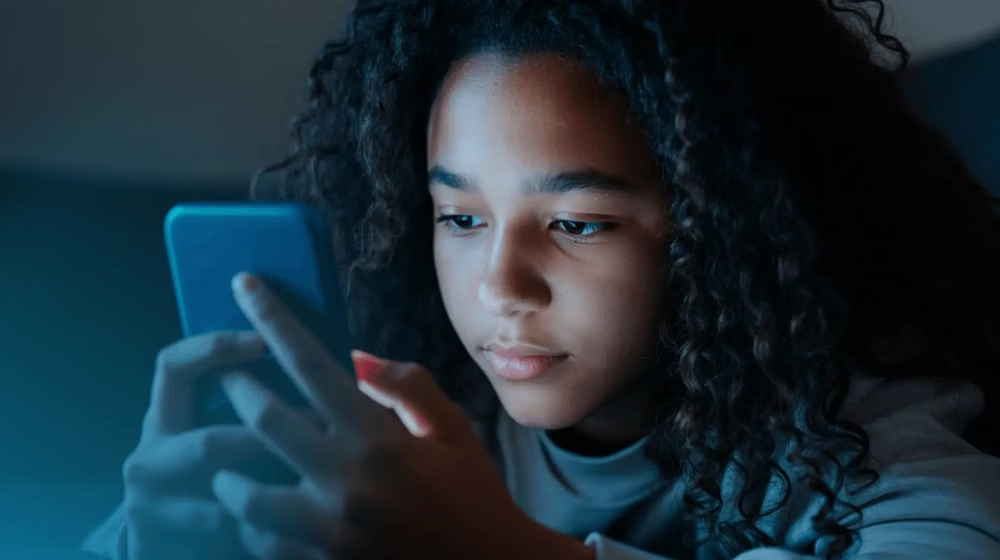 Over 60% of Australian Teens Continue Using Social Media Despite Age Restrictions