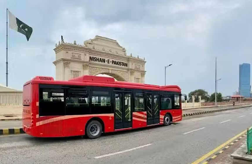 Sindh Expands Public Transport Network With New Peoples Bus Service Route