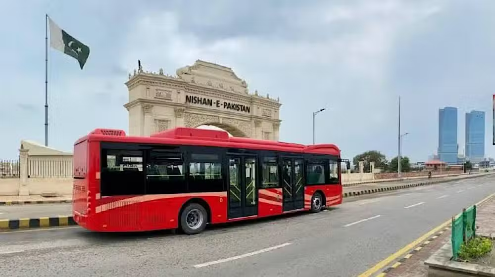 Sindh Expands Public Transport Network With New Peoples Bus Service Route