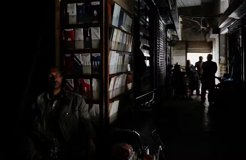 Power Outages May Intensify as Heatwave Raises Demand Across Pakistan