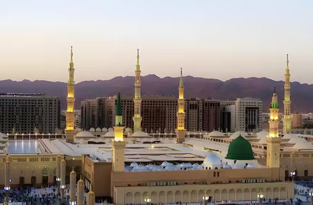Saudi Arabia Announces New Visiting Schedule for Masjid-e-Nabawi