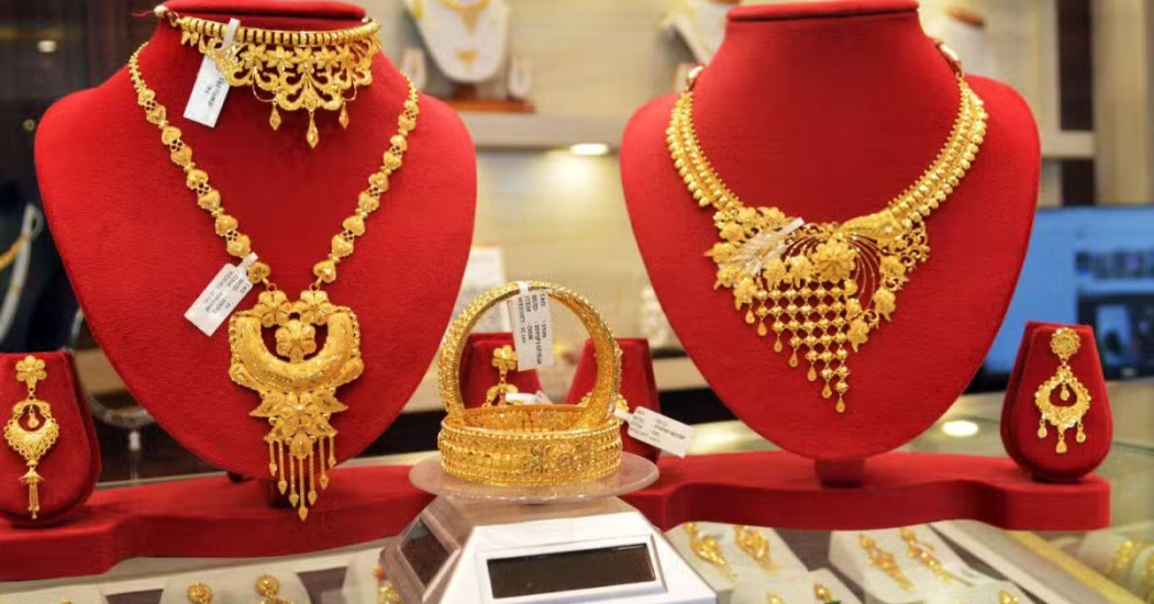 Gold Prices Rise for Third Consecutive Day in Pakistan