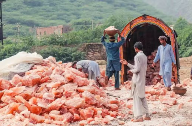 Pakistan Risks Losing $200 Million US Investment After Rock Salt Mining Lease Dispute