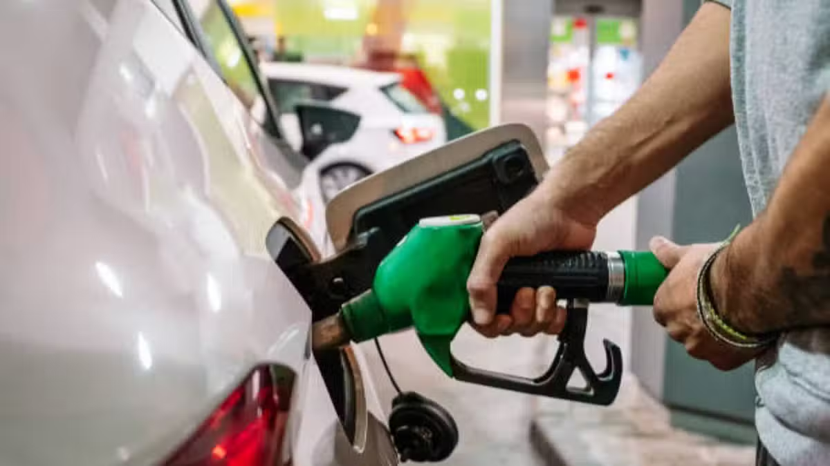Govt Increases Petroleum Dealers’ Margin by 15.5% Effective September 1